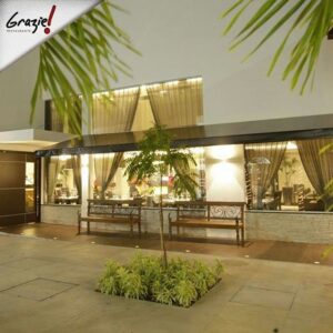 12277480_1535988643393128_810730495_n