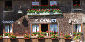 chalet_face_2